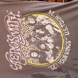 Aerosmith t shirt